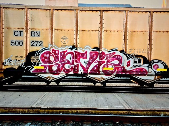 savie-in-red-graffiti