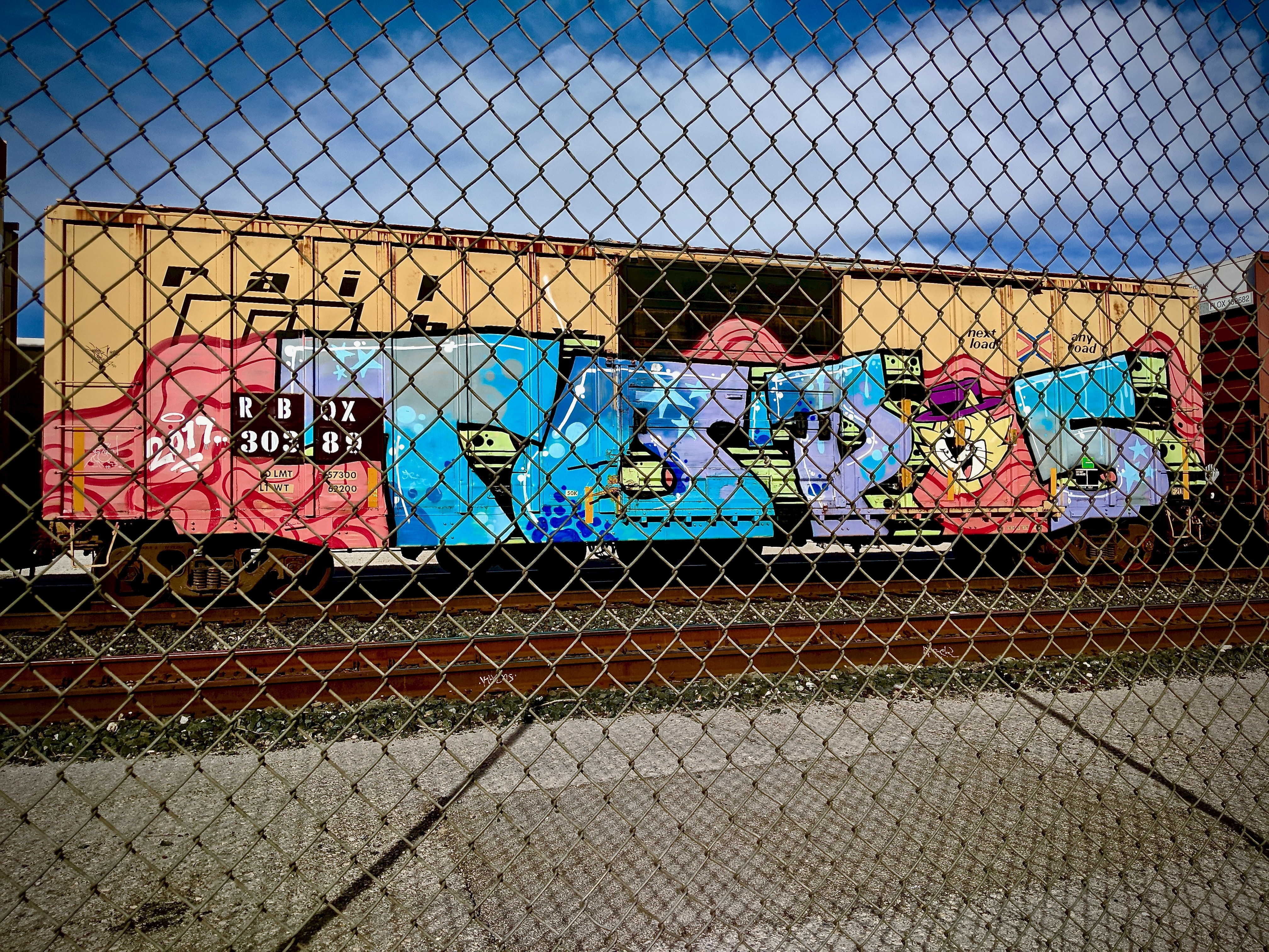 Tap-5-graffiti side